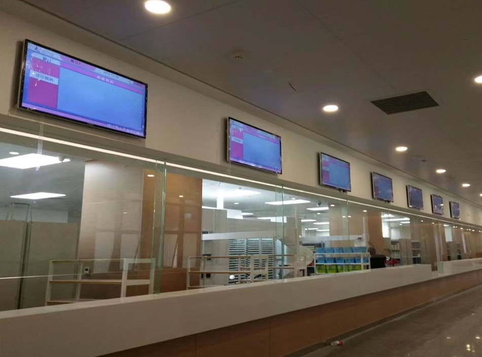 立式廣告機、壁掛（guà）廣告機